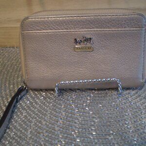 AUTHENTIC COACH WRISTLET